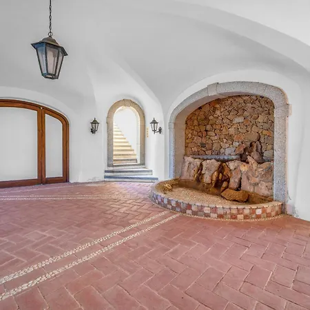 -luxury- Torretta Con Piscina E A 300 Mt 别墅 利斯西亚迪维卡