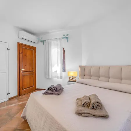 Villa -luxury- Torretta Con Piscina E A 300 Mt